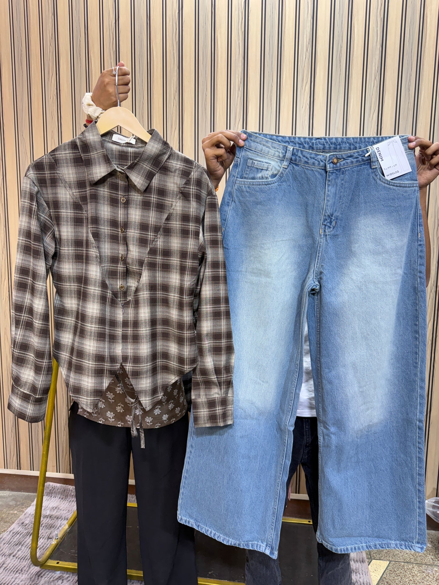 Viral Fitted Check Shirts With Jeans Combo
