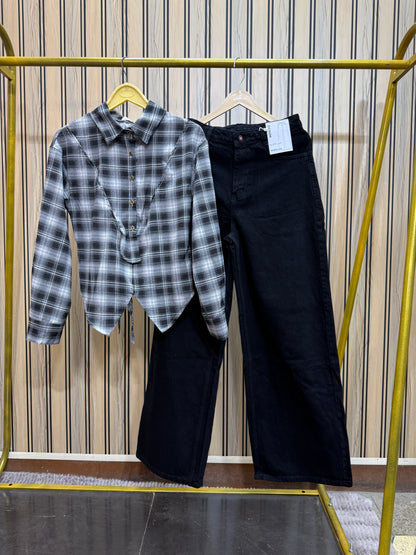 Viral Fitted Check Shirts With Jeans Combo